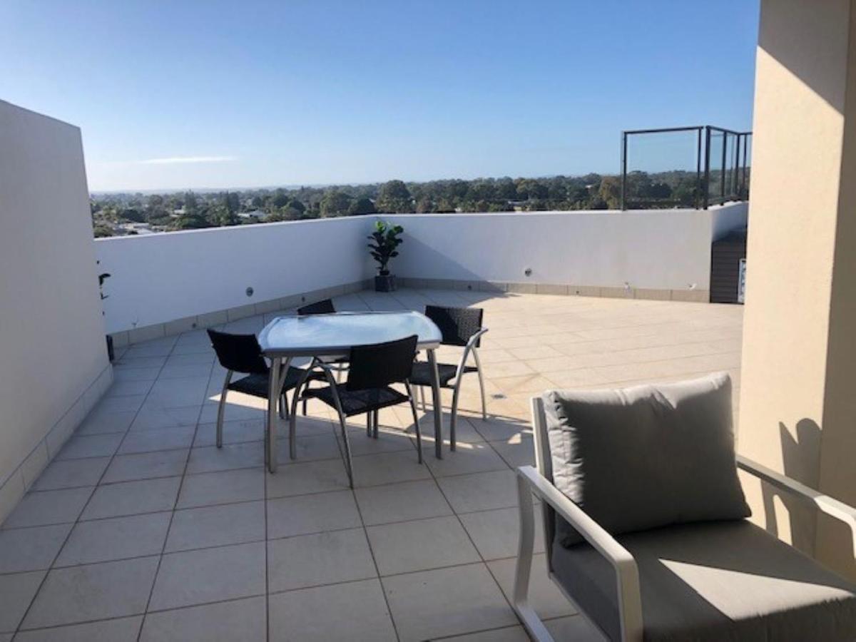 Grand Mercure Allegra Hervey Bay Buitenkant foto Rooftop terrace