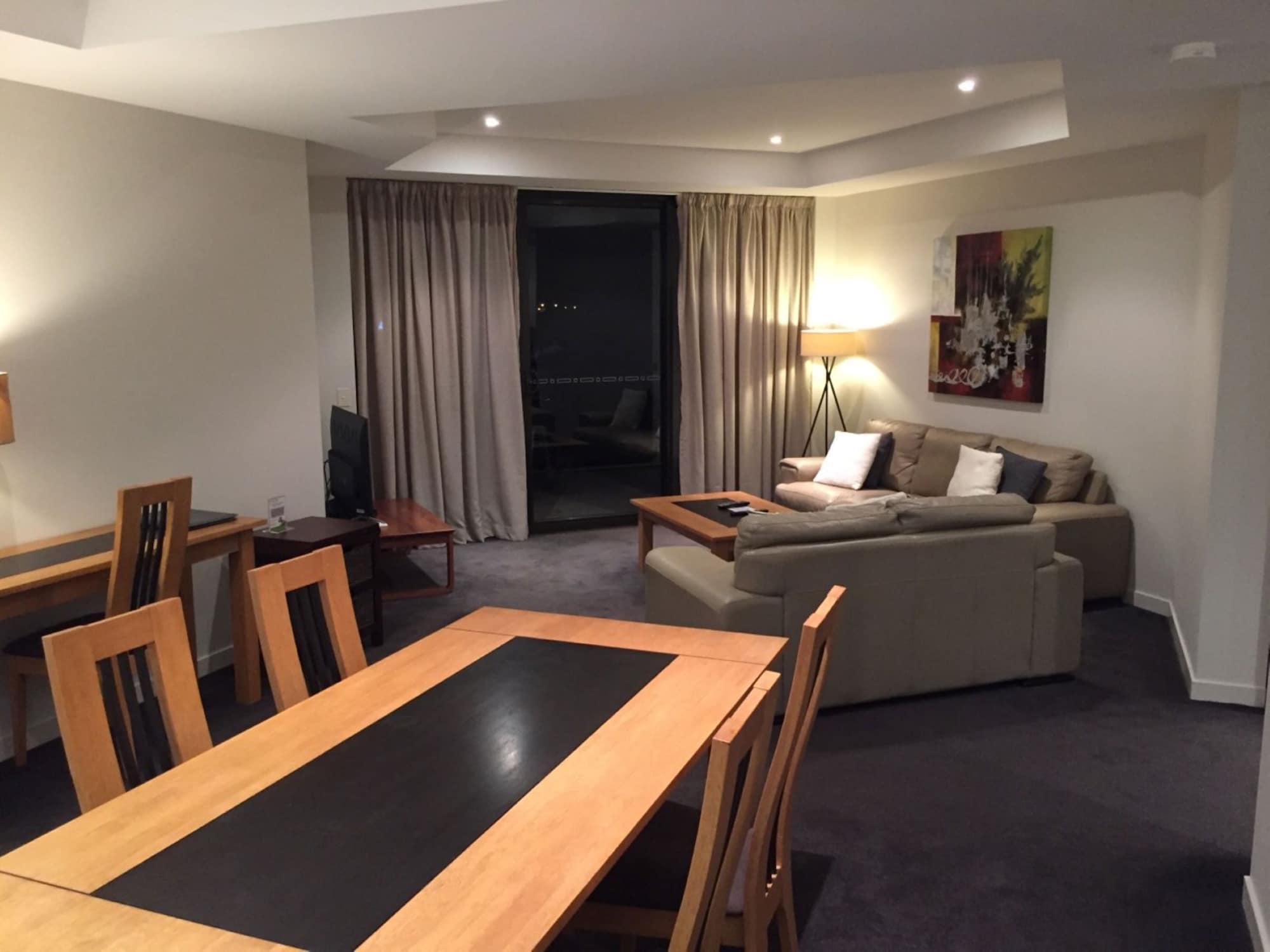 Grand Mercure Allegra Hervey Bay Buitenkant foto A typical apartment at the hotel